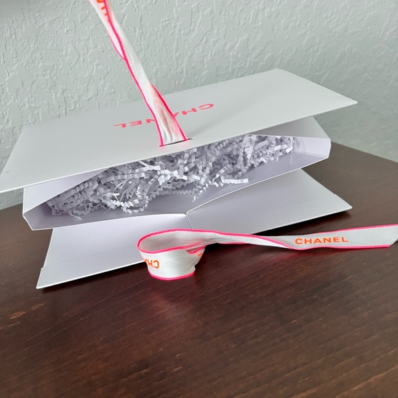 CHANEL Empty Bag 0000 - Picture 2 of 10